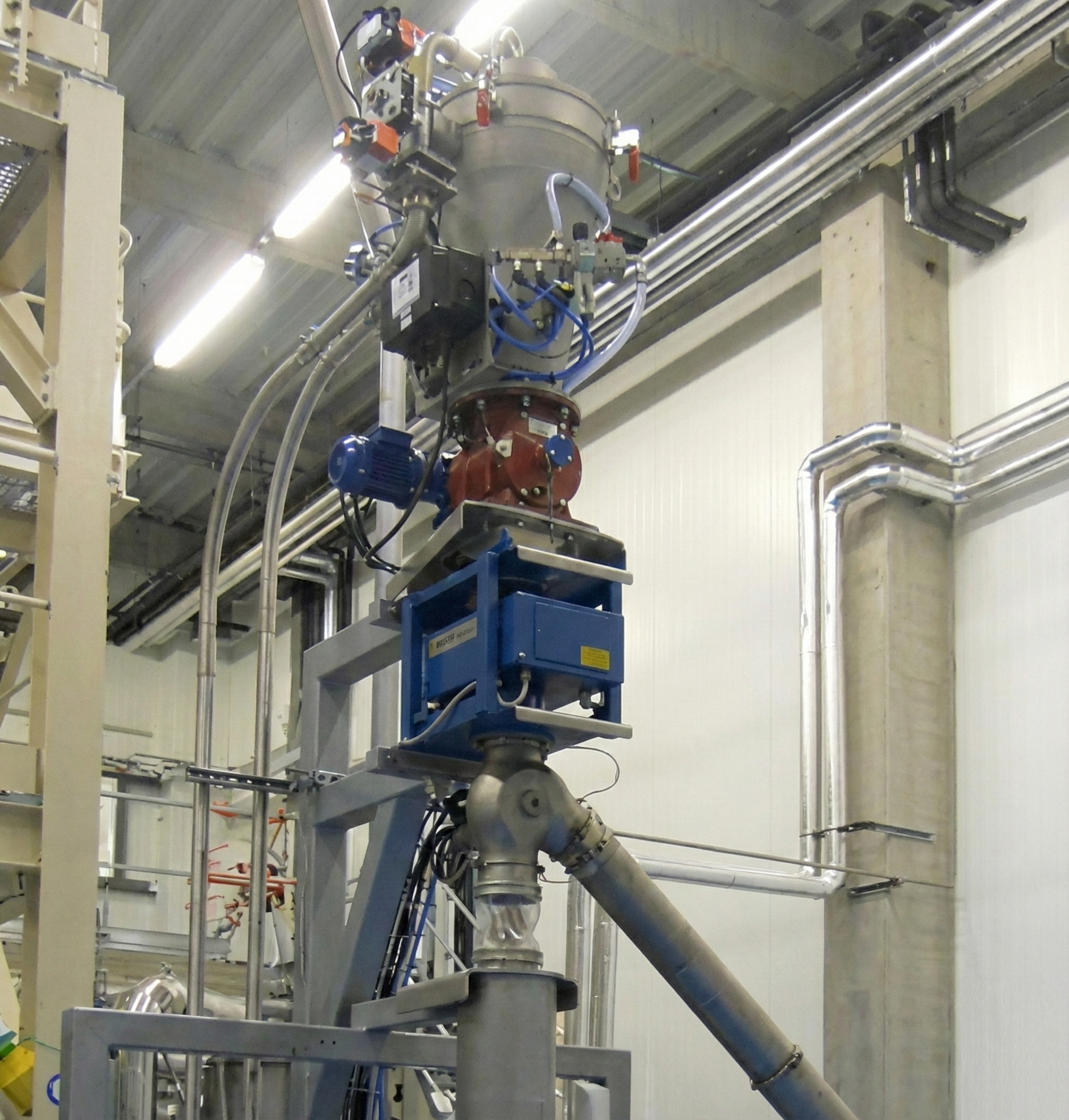 détecteur de metal sous transfert pneumatique et en amont de remplissage sac